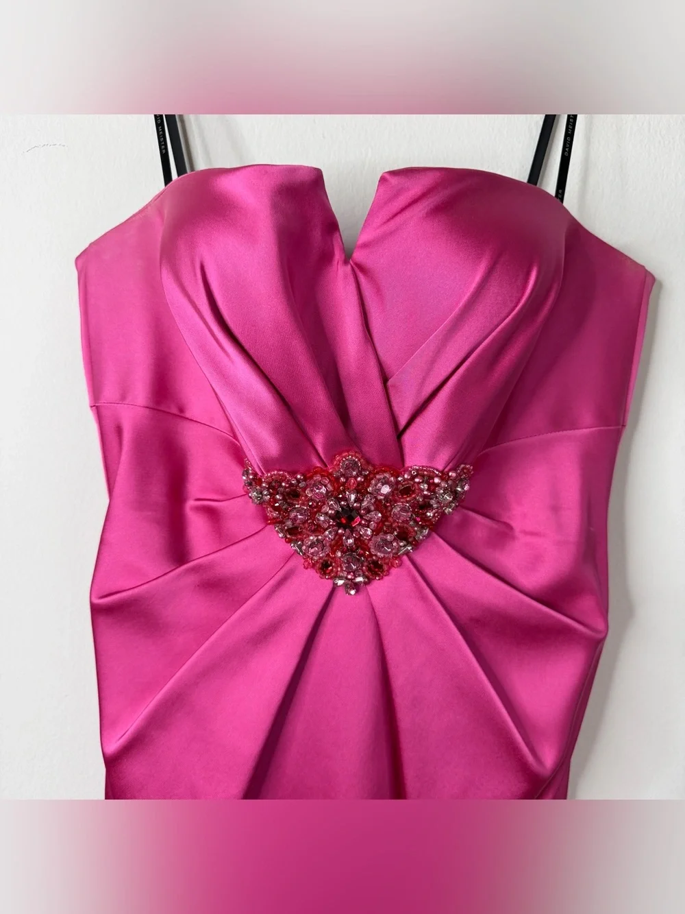 David Meister Hot Pink Satin Strapless Cocktail Dress Jewel Embellishment Size 6 - Picture 2 of 10